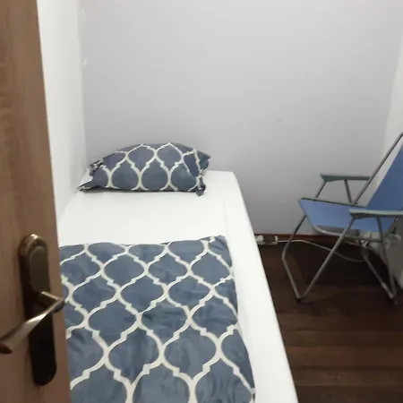 Hostal Ac Host Centrum *